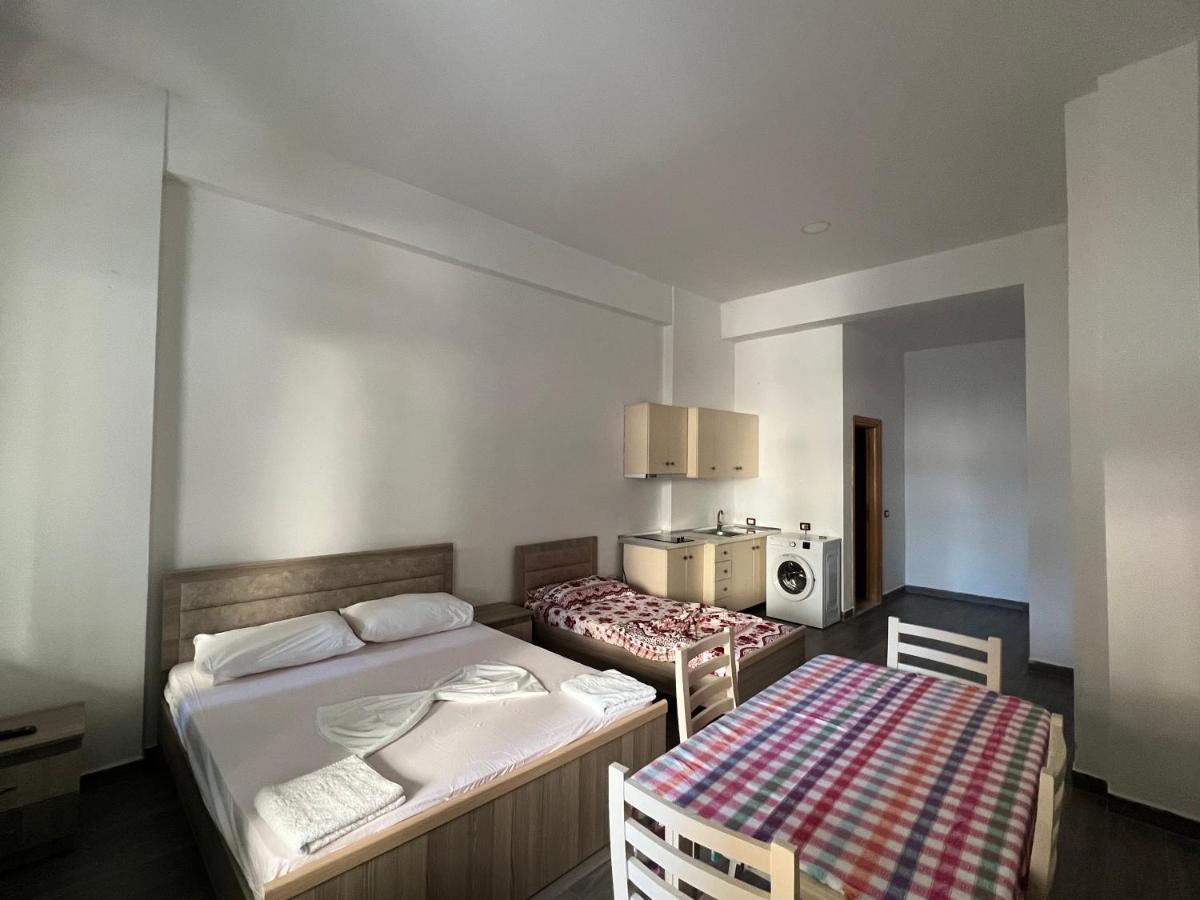 Ground Floor Comfort - Spacious & Modern Orikum